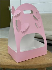 {{photo.Alt || photo.Description || '#322 Коробка для бенто и цветов с бабочками розовая, 26,5х18,5х41'}}