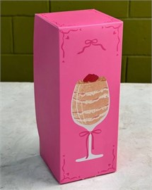 {{photo.Alt || photo.Description || 'Коробка под бокал с десертом розовая 10х10х25 см'}}